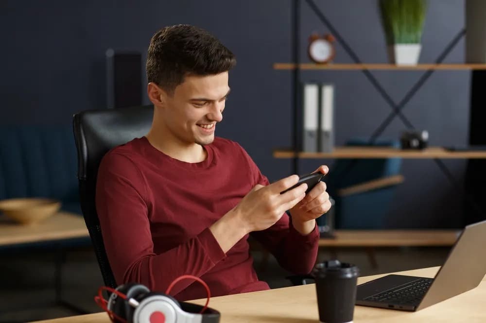 AXIS Makin Praktis, Kamu Bisa Beli Paket AXIS Tanpa Pulsa image gambar