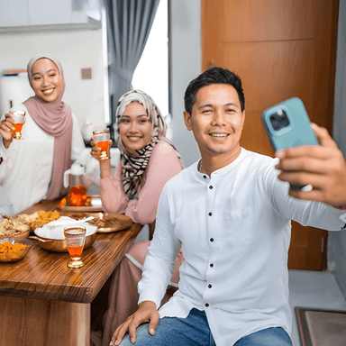 AXIS 40 Ide Caption Bukber Aesthetic untuk IG dan WhatsApp image gambar