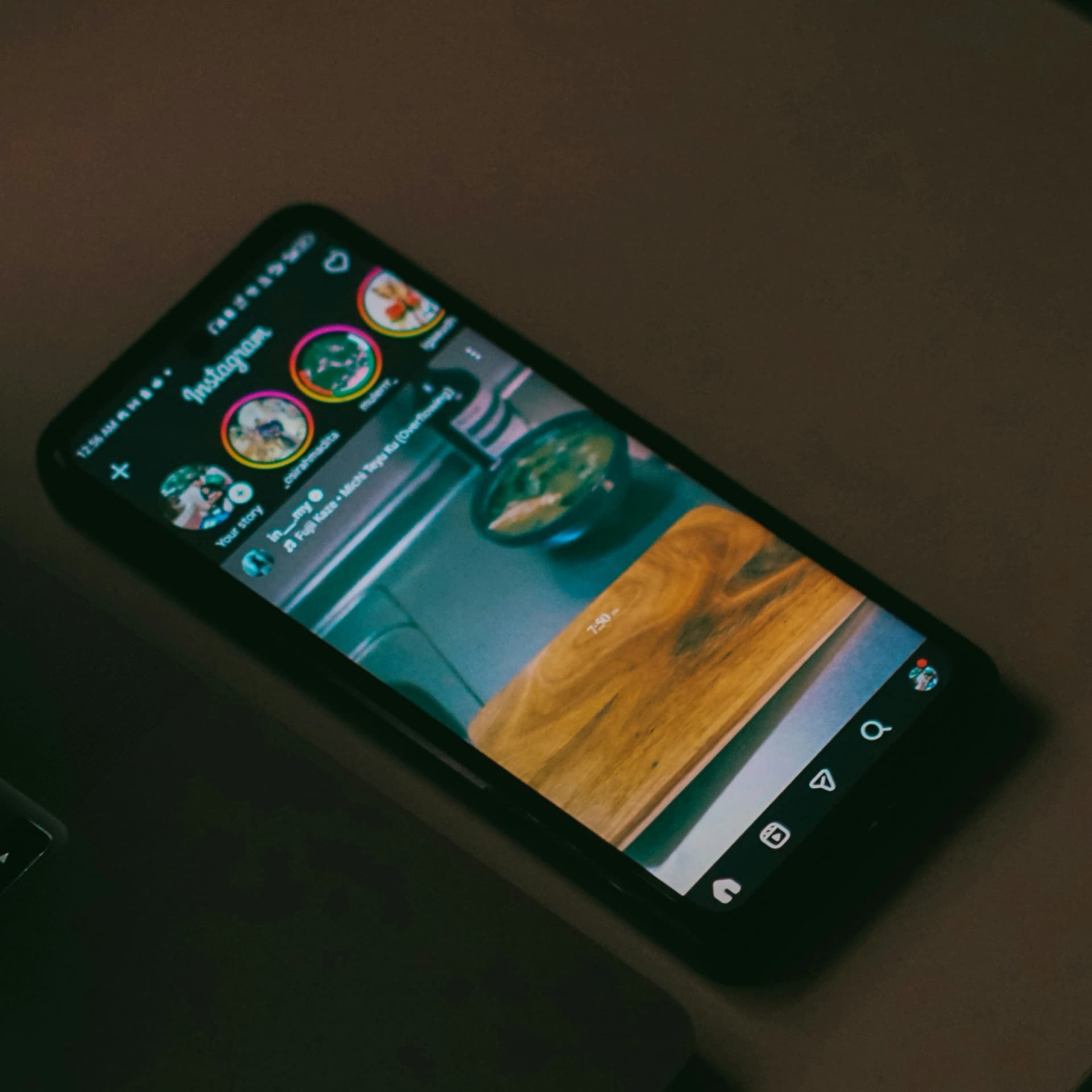 21 Lagu untuk Post Diri Sendiri Bikin Story dan Feed Makin Hidup!