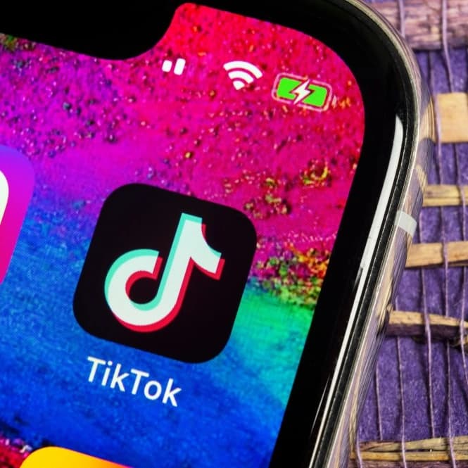 AXIS Lagu Tiktok Viral Cocok Buat Bikin FYP image gambar