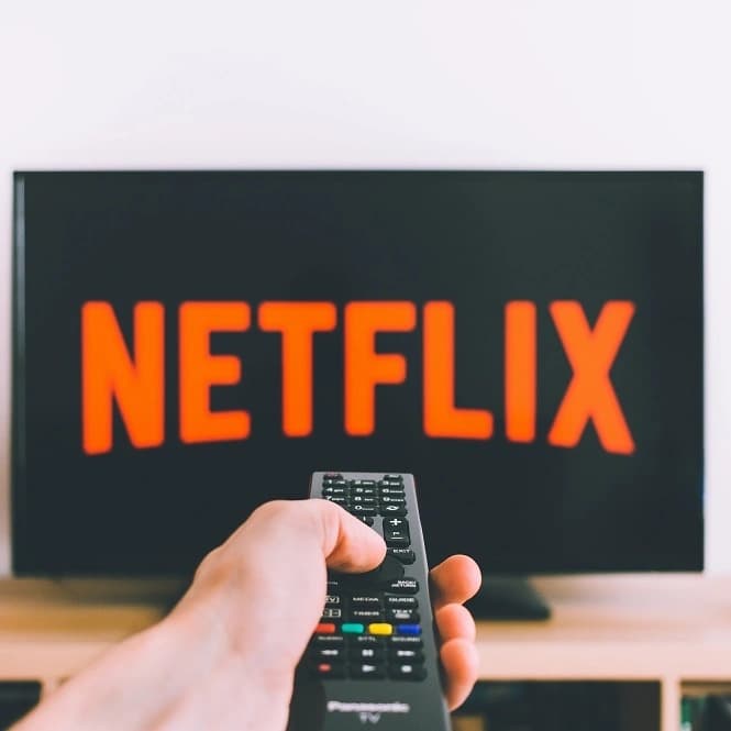 AXIS Sering Salah Kaprah, Ternyata Ini Lho yang Dimaksud dengan Istilah Chill and Netflix image gambar