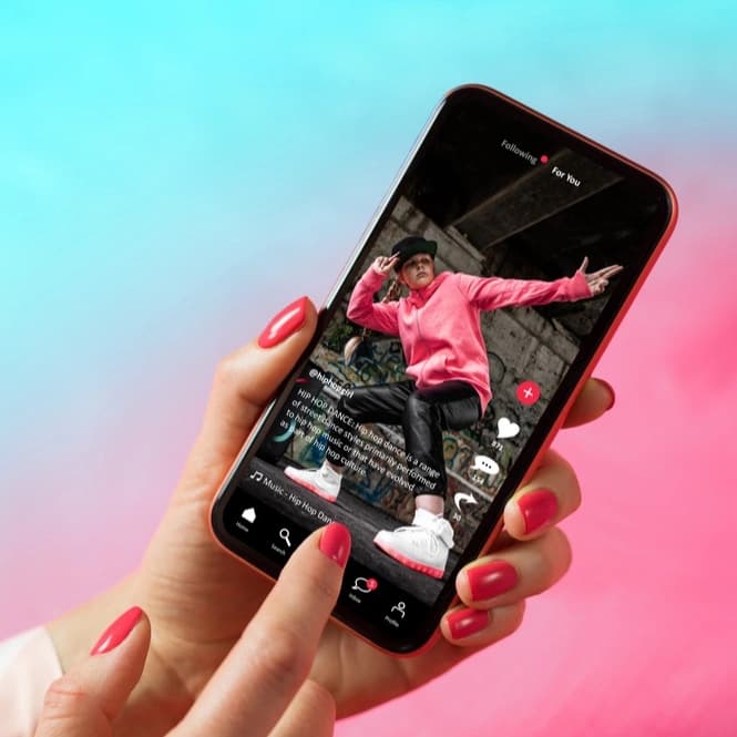 AXIS Kenalan dengan Apa Itu FYP TikTok Yuk! image gambar