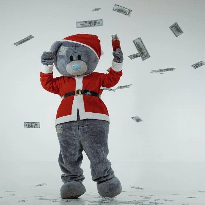 Fenomena Flexing, Harus Ikutan Atau Nggak?